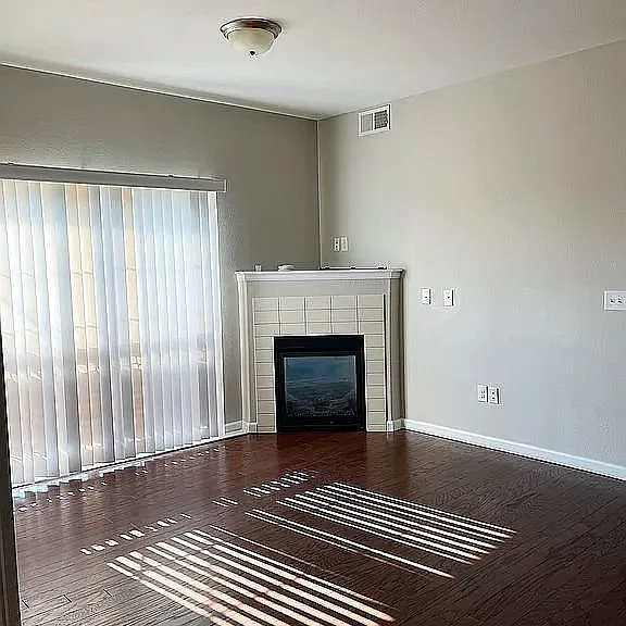 1044 Rockhurst Dr #406 — Photo 6