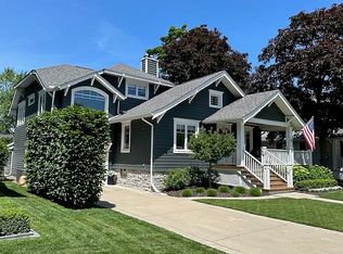 608 7th St, Rochester, MI 48307