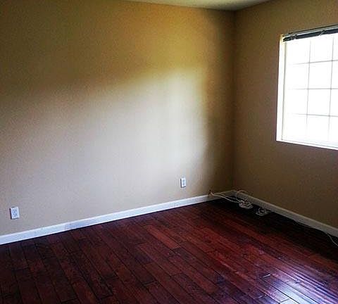 4th image of 4784 Topanga Canyon Blvd