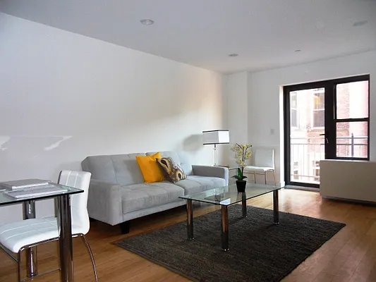 Rented by Citi Habitats | media 21
