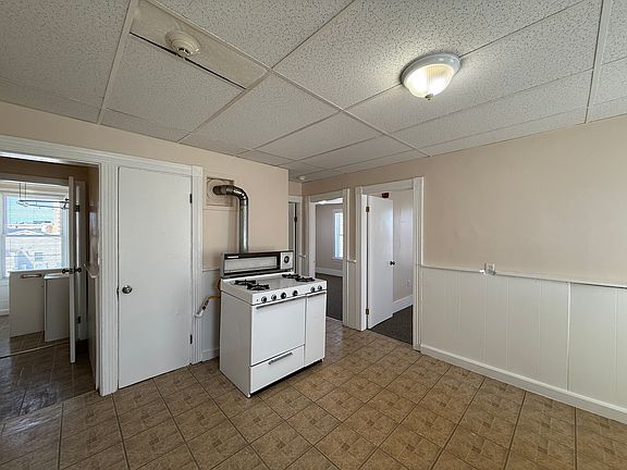 2nd image of 96 De Pasquale Ave APT 6