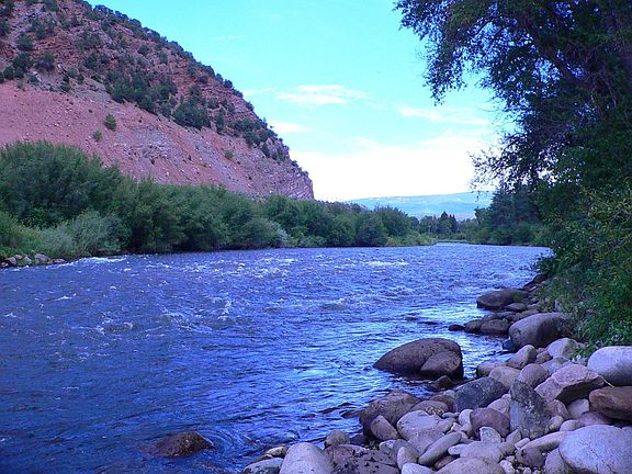 Put your boat on the river 