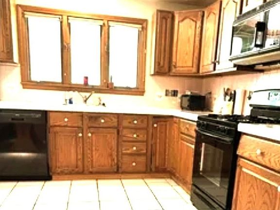 3rd image of 117 Metropolitan Ave Unit 117