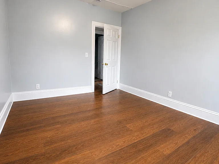 982 Douglas Ave #3 — Photo 9