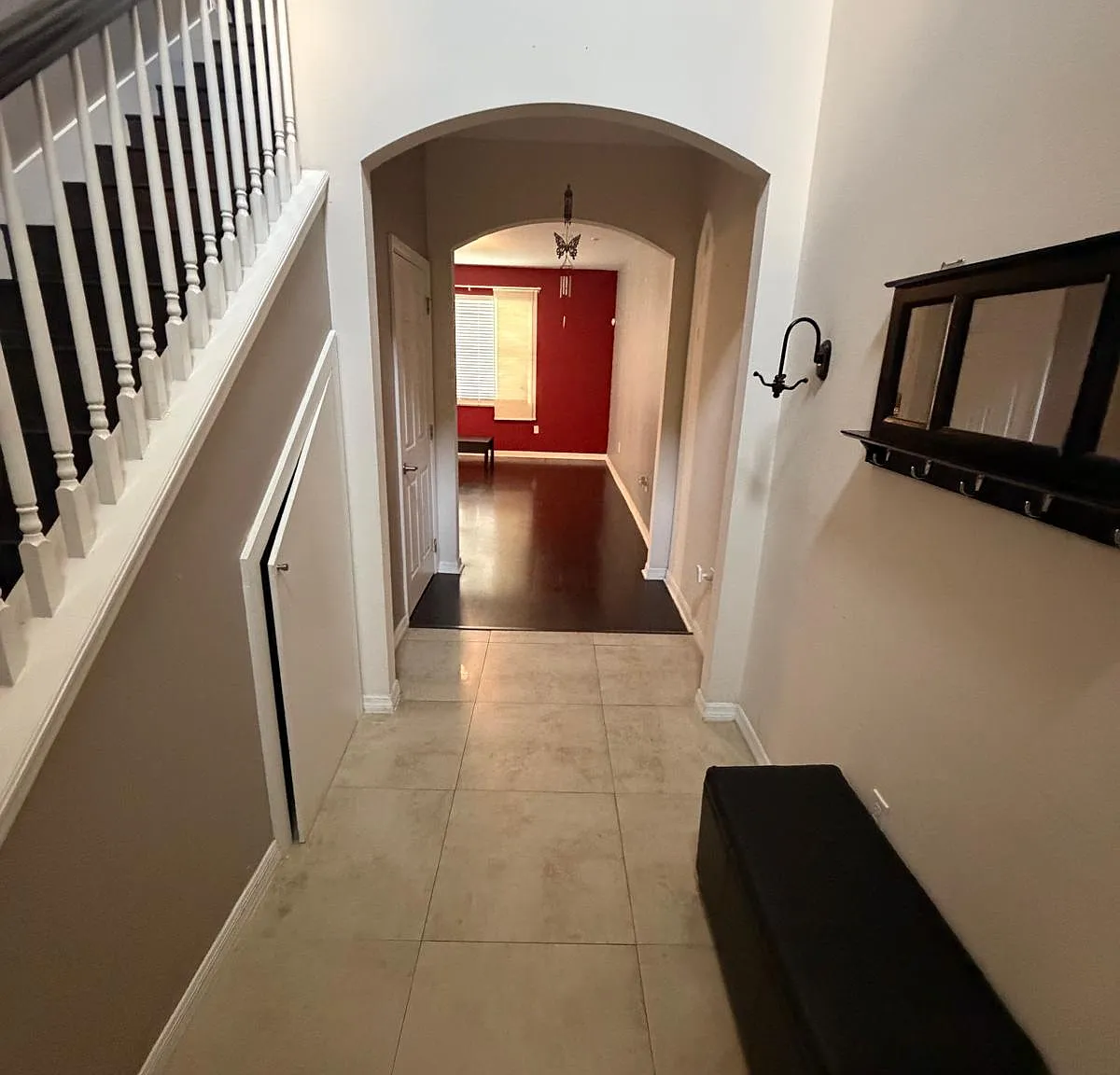 3 bed, 2.5 bath, 1751 sqft, $2,400 — Photo 2