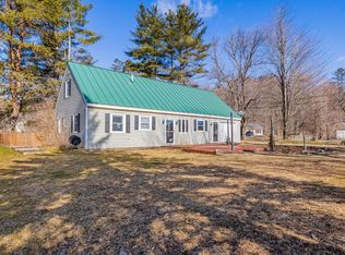 13 Stone Crest Ave, White River Junction, VT 05001