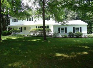8 Torrero Dr, Clifton Park, NY 12065