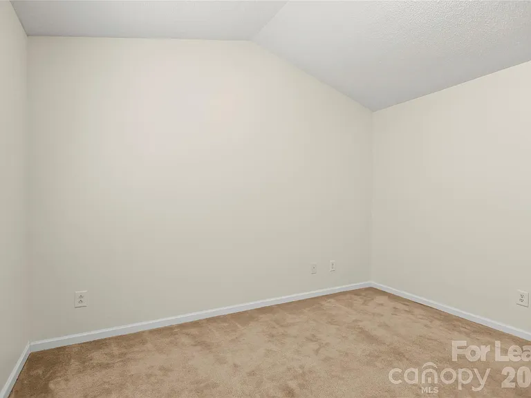 148 Mangum Cir — Photo 29