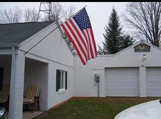 187 W Hill Rd, Lewiston, MI 49756