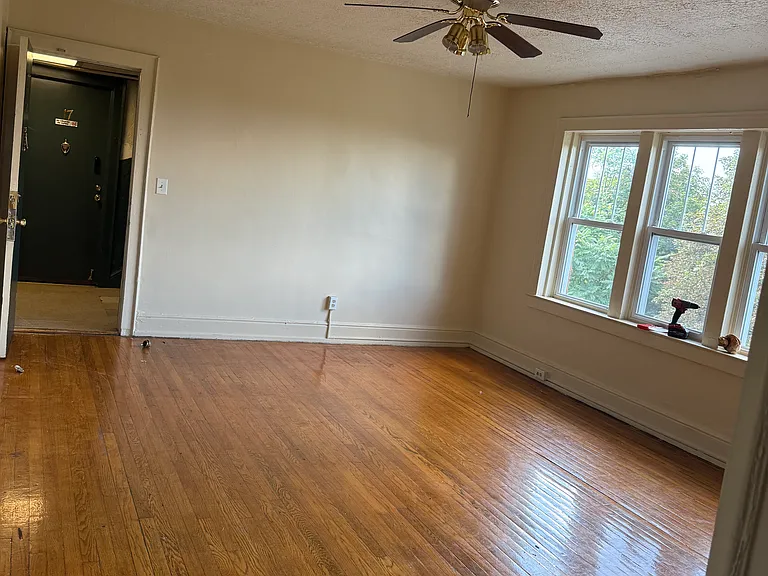 1000 Bellevue Ave #18 — Photo 5
