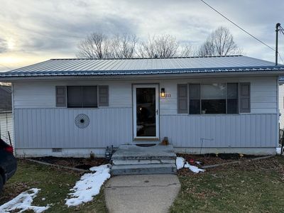 211 McKinley St, Crab Orchard, WV, 25827