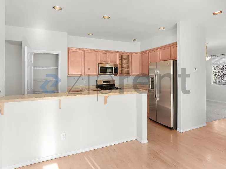 112 203rd St SE — Photo 4