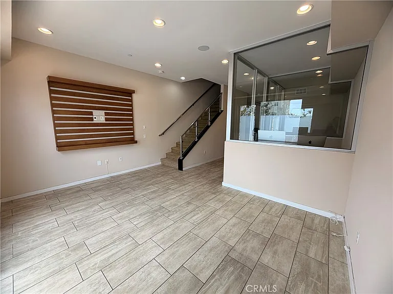 1508 W Artesia Sq #B — Photo 23