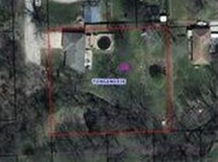 623 S Green St, Tonganoxie, KS 66086