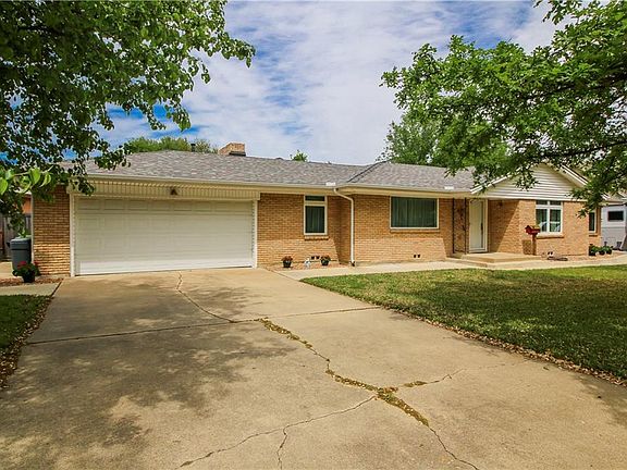 2nd image of 5809 Cynthia Cir