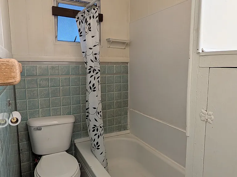 509 N Walnut St #1 — Photo 9