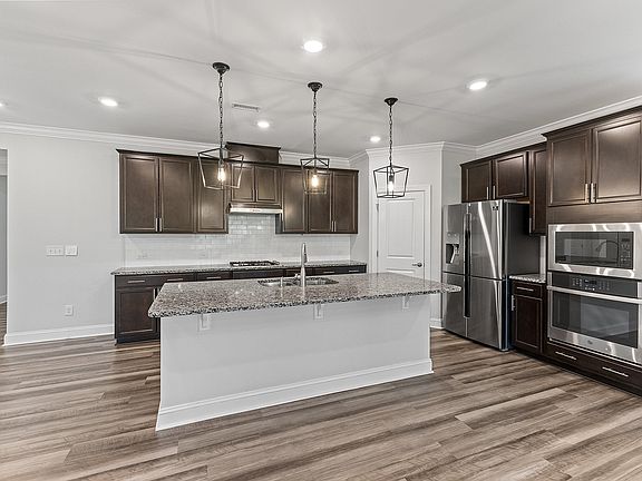 5th image of 1920 Kings Knot Ct