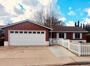 270 Laramie Ct, Oakdale, CA 95361