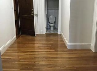 285 Harvard St APT 105, Cambridge, MA 02139
