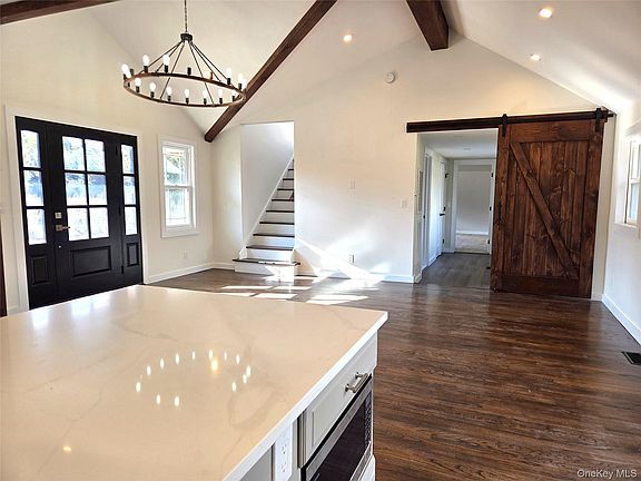 5th image of 85 Lewis Rd