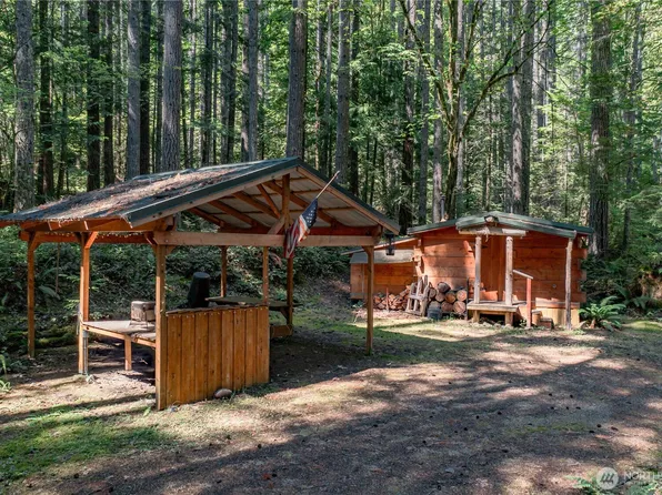 150 N Mount Church Drive, Hoodsport, WA 98548