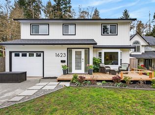 1623 Hobson Ave, Courtenay, BC V9N 8S3