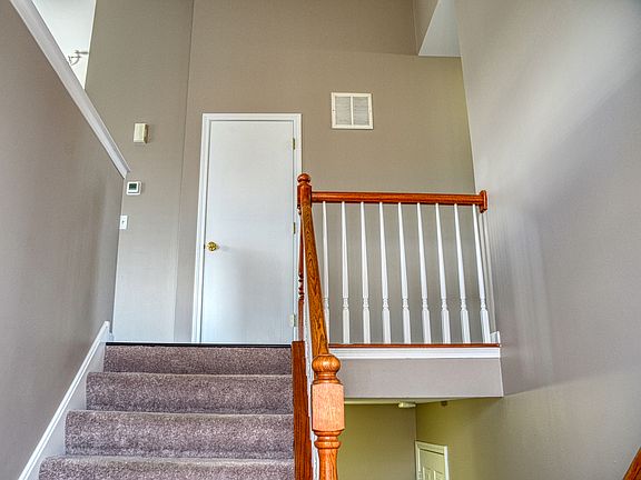 2nd image of 16771 S Hazelwood Dr