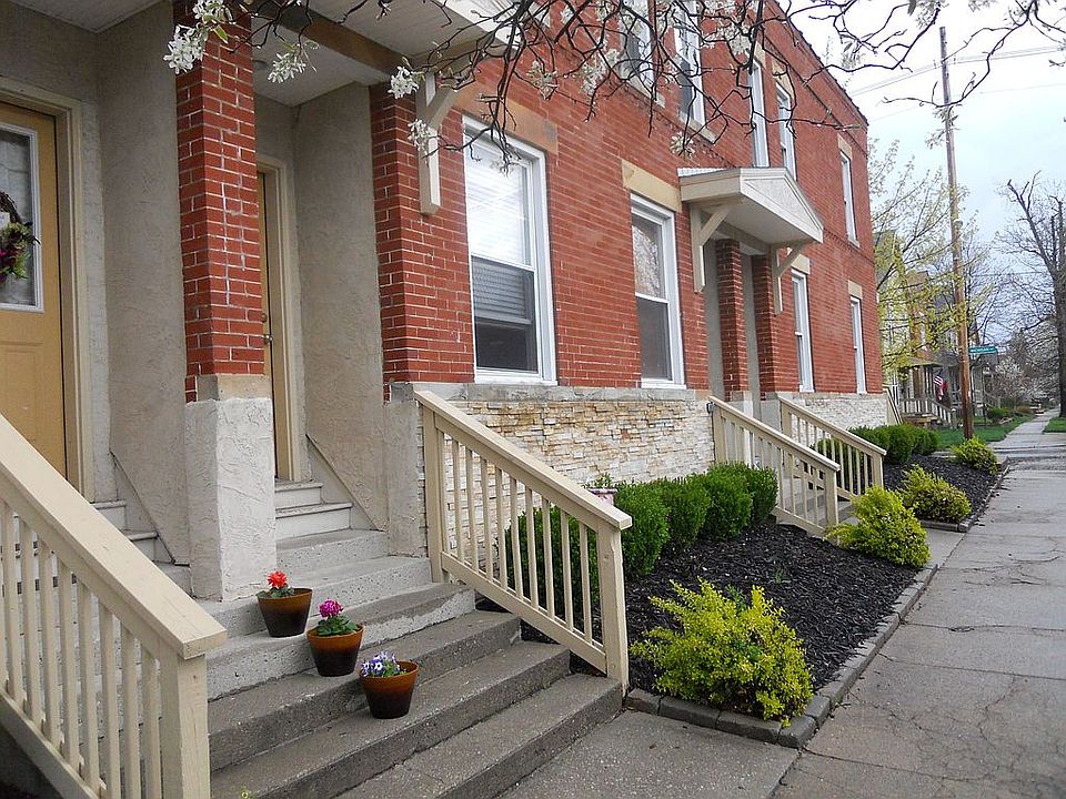 1st image of 464 W 2nd Ave