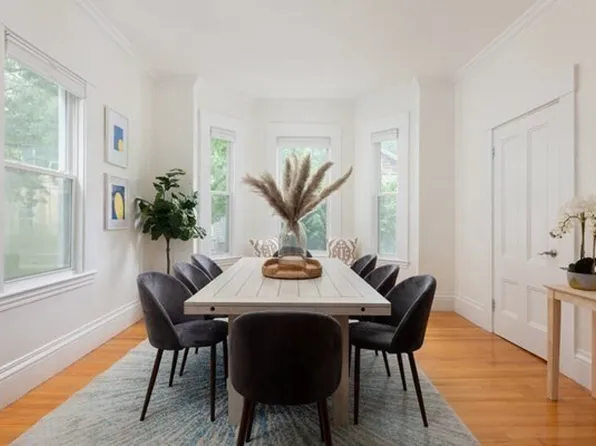 23 Essex St #1, Cambridge, MA 02139