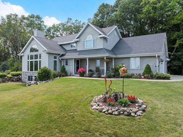 W7041 Wildberry Hill ROAD, Plymouth, WI 53073