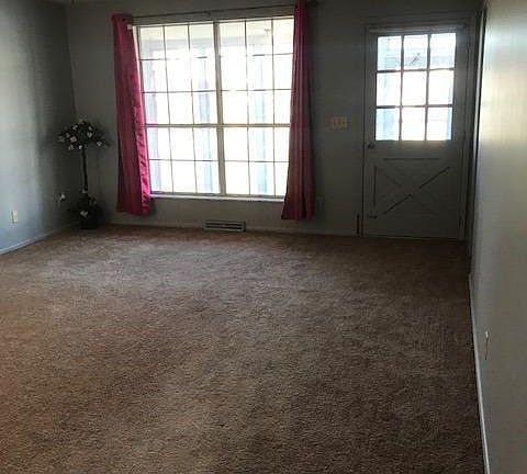 4th image of 2513 Mustang Dr