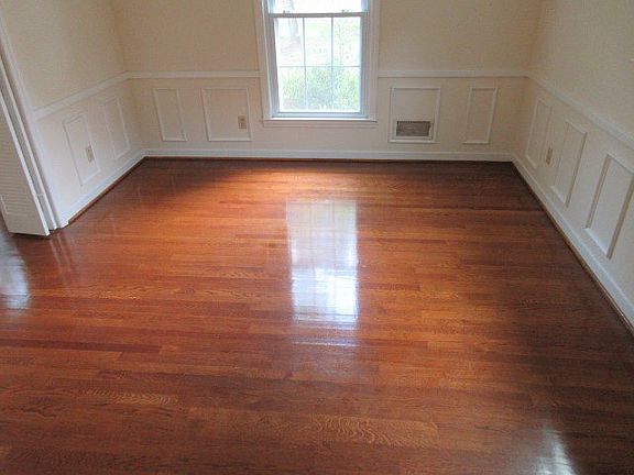 3rd image of 109 Mulberry Ct