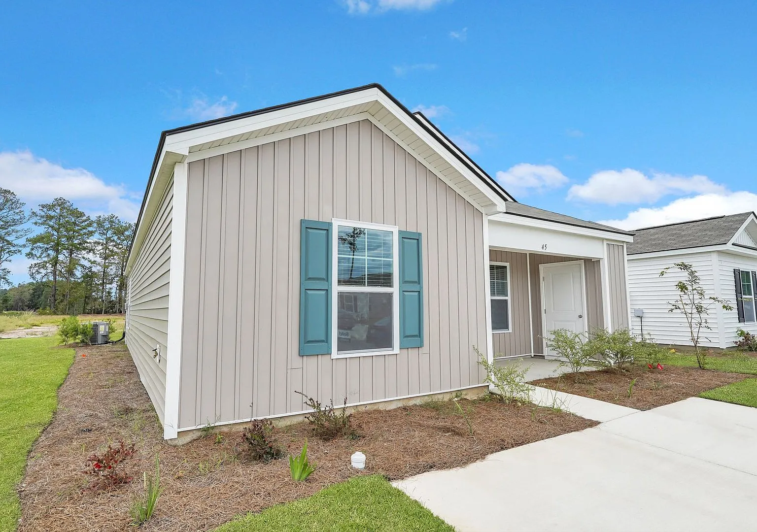 New Construction Home in High Demand Area! — Photo 3