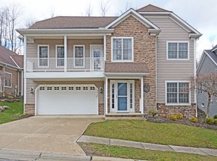 8047 Long Forest Dr, Brecksville, OH