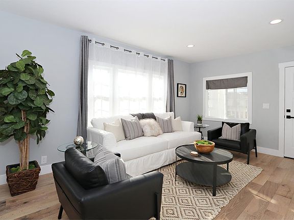 4th image of 6210 Burwood Ave