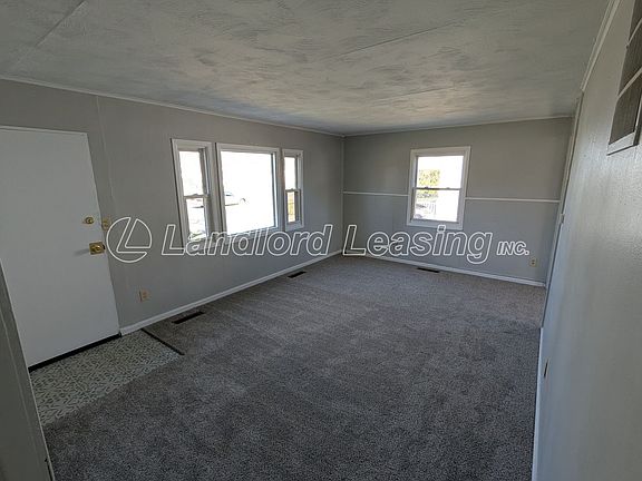 3rd image of 4129 Riverview Ln