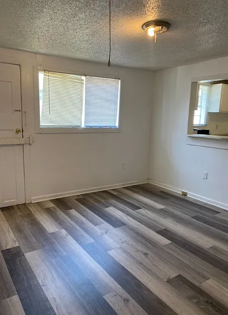Building Photo - 3604 Saint Ferdinand St #3606