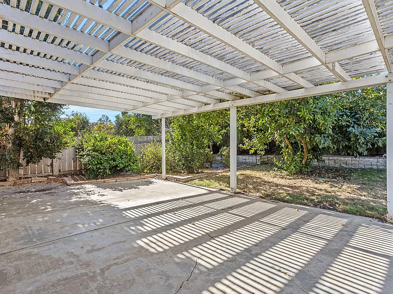 5271 Leon St — Photo 21
