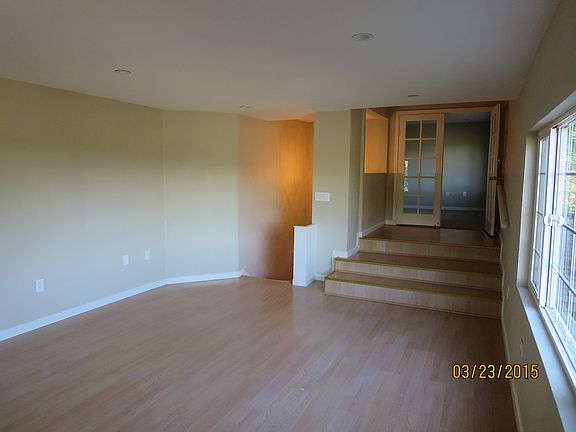 5th image of 2930 Roosevelt Ln