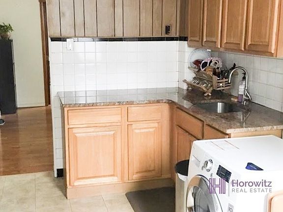3rd image of 4120 20th Ave APT 1L