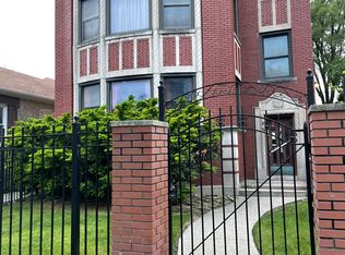 7412 S Euclid Ave #B, Chicago, IL 60649
