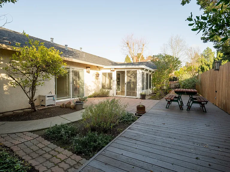 3605 Deer Park Ct — Photo 12