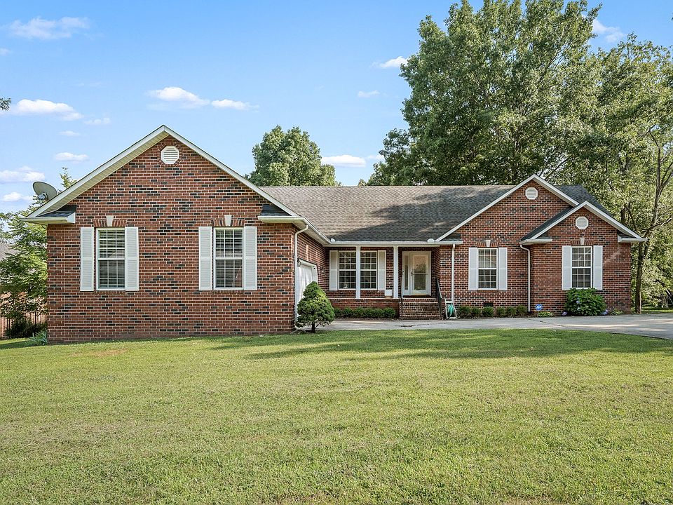 1st image of 113 Stonegate Cir