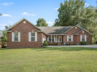 113 Stonegate Cir, Shelbyville, TN 37160