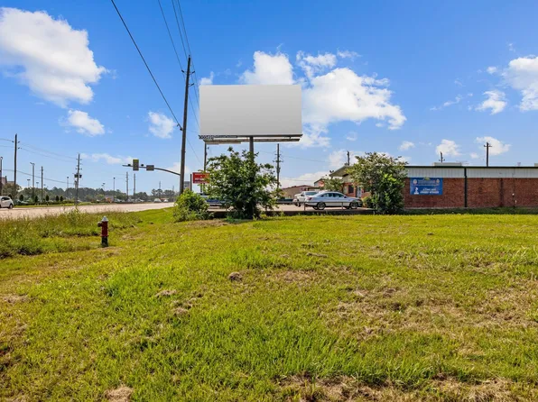 Morris Ave, Manvel, TX 77578