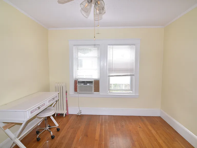23 Tappan St — Photo 8