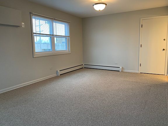 3rd image of 8403 W Oak Ave #2