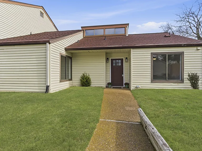 4858 Quail Run — Photo 1