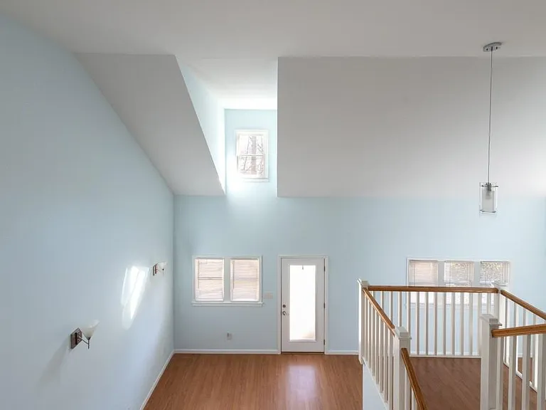 342 Mathews Ave NE #A — Photo 18