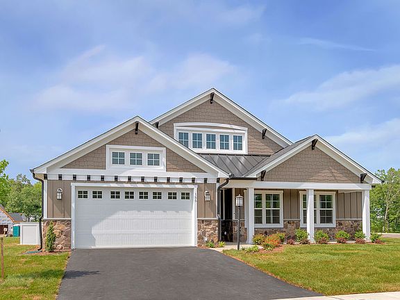 2nd image of 28 Middlecoff Ct